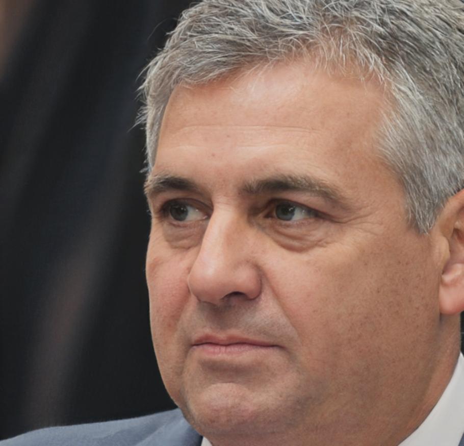Portrait de Philippe Laurent, consultant en stratégie financière